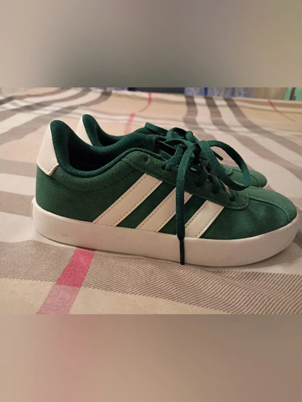 Adidas VL Court 3.0 Trainers, Green Suede Size 2 Kids